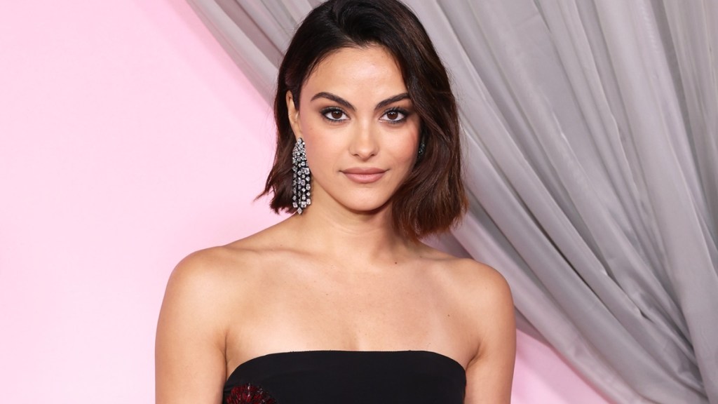 camila mendes