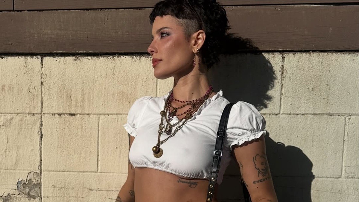 Halsey Keeps All Eyes on Her in Micro Mini Skirt With Slit Ahead of  Festival Performance - Mandatory