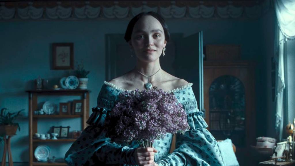 Lily-Rose Depp Nosferatu Peacock