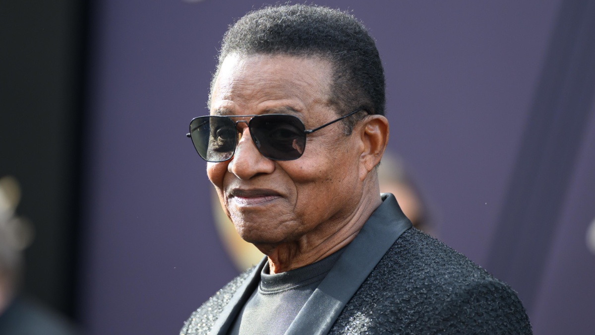 Jackie Jackson Addresses Claims That Dad Joe 'Forced' the Siblings Into Music - Mandatory