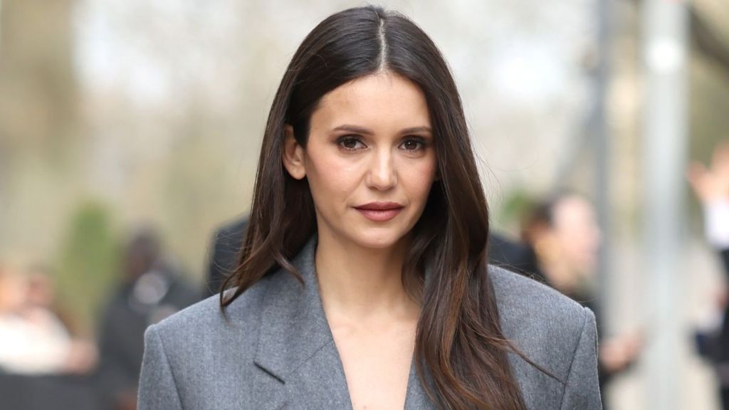 Nina Dobrev