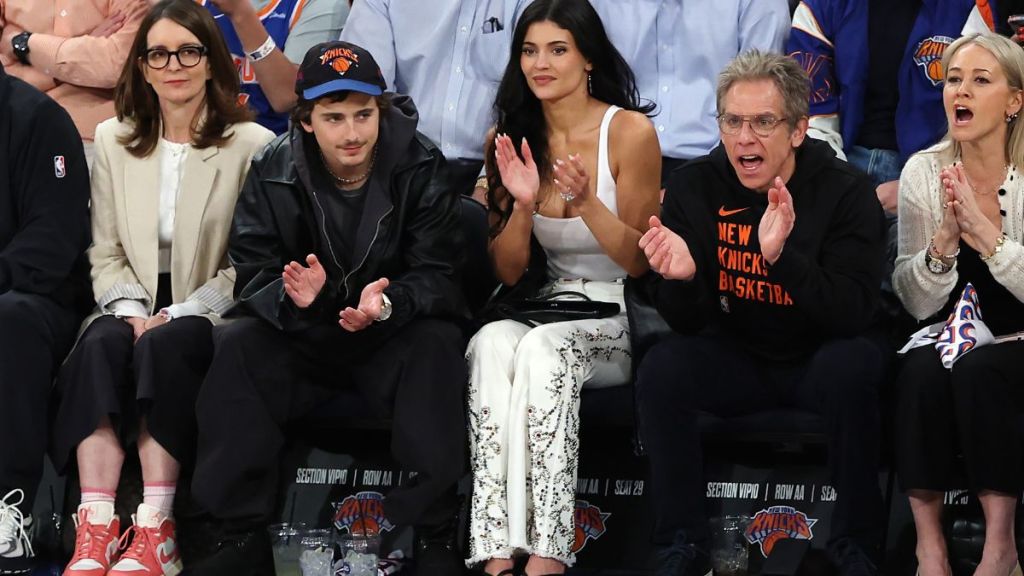 Timothee Chalamet Faces Backlash For 'Manspreading' Over Tina Fey