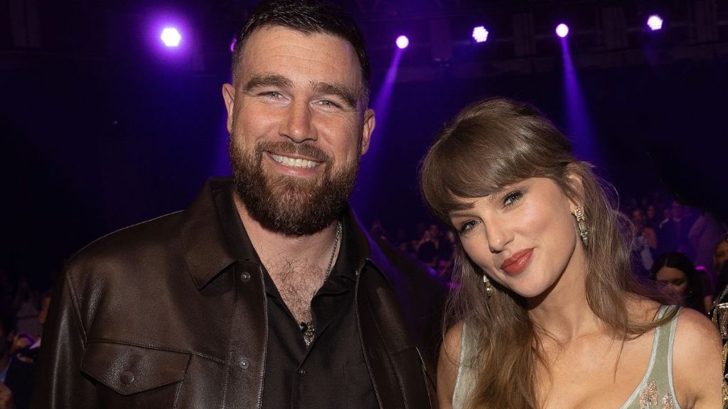 Taylor Swift & Travis Kelce Breakup Rumors Spread Following Viral Post