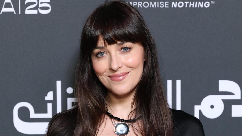 Dakota Johnson & Anne Hathaway's Gripping Thriller Verity Gets First Teaser 
