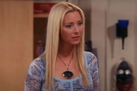 Friends’ Lisa Kudrow Says Her Opinion About Ross & Rachel Has Changed