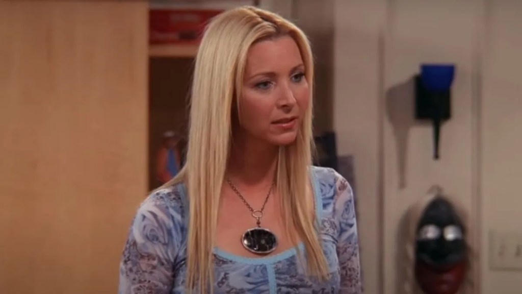 Friends’ Lisa Kudrow Says Her Opinion About Ross & Rachel Has Changed