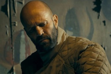 The Beekeeper 2 Trailer Shows Jason Statham Using Bees, Machine Guns & More To Kill