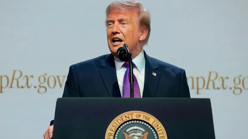 Donald Trump's Assistant Faces Backlash for Ballroom Breakfast Photo
