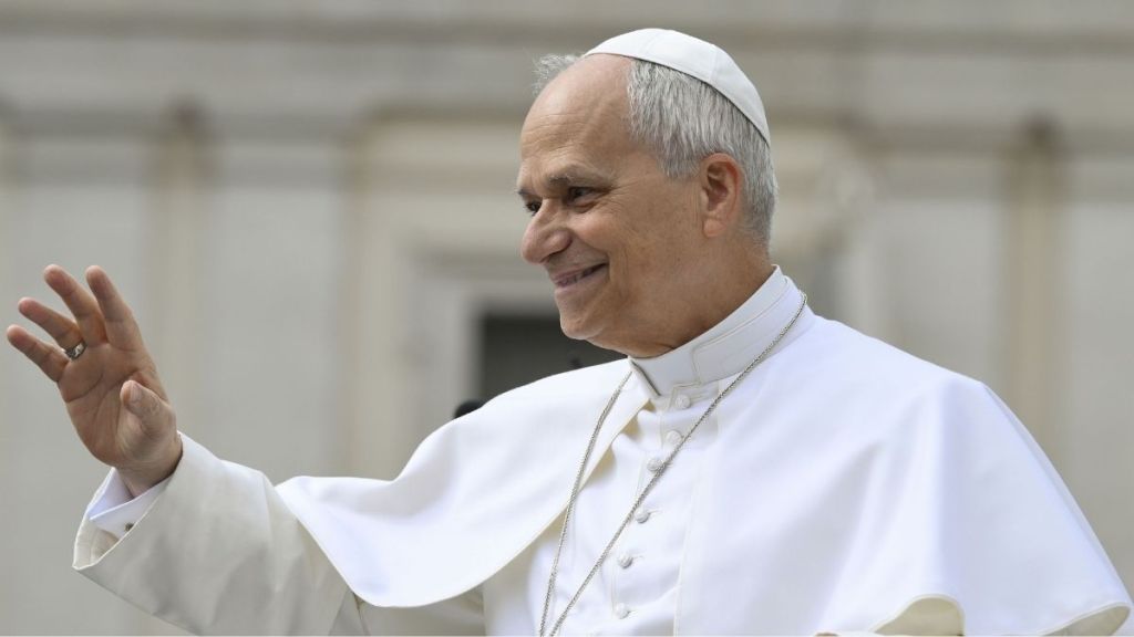 Pope Leo XIV in Vintage Nike Shoes Is Internet’s New Obsession