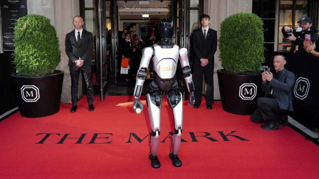 A Literal Robot Gets Met Gala 2026 Invite but Gets Trapped