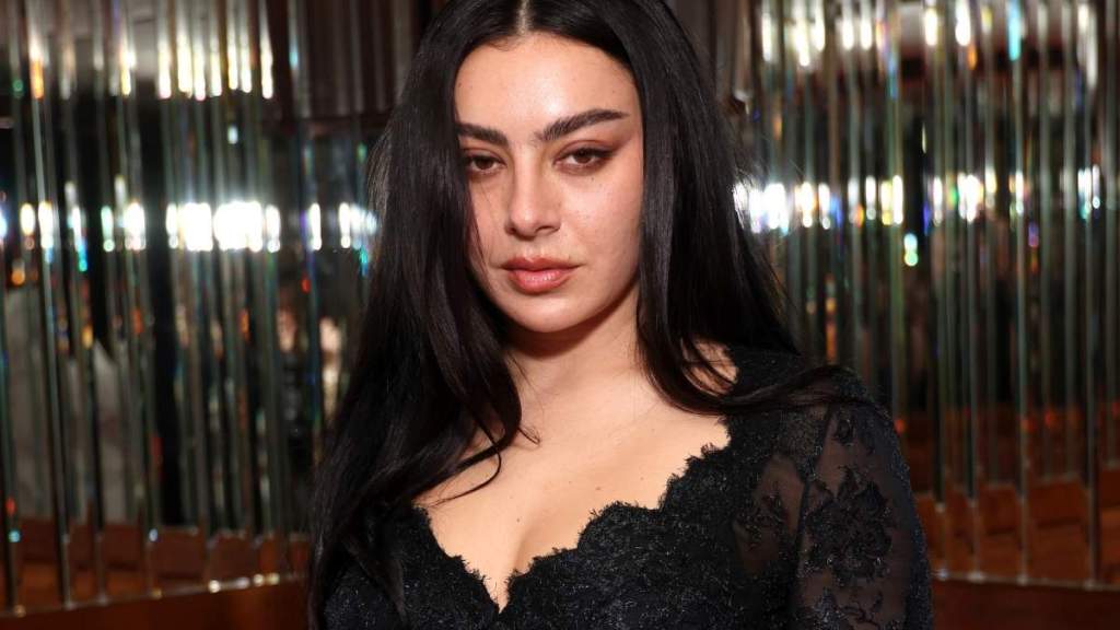 Charli XCX Goes Topless Under Blazer That’s Barely Holding On