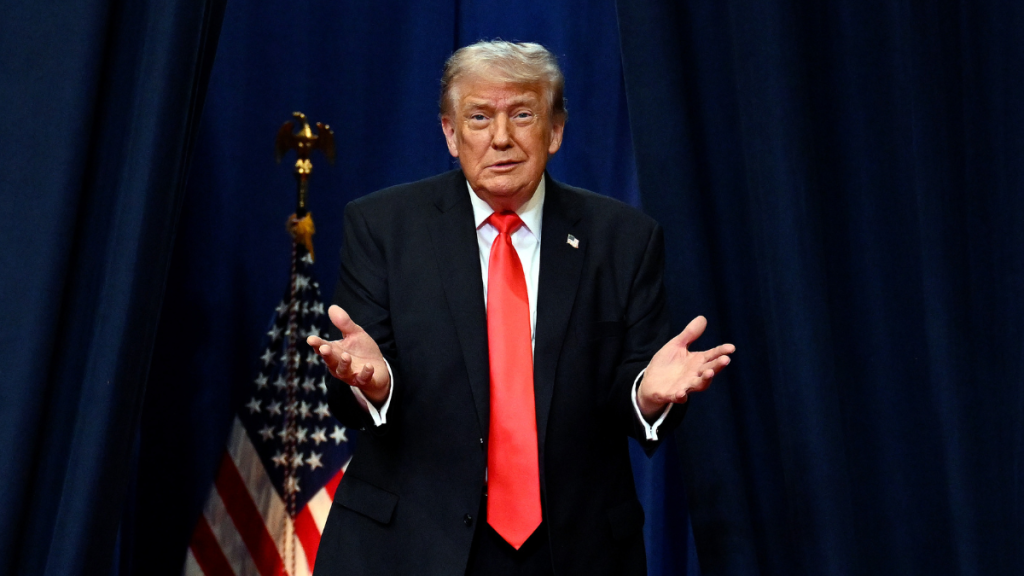 39% Republicans Think Donald Trump Can Beat Them in a Fight