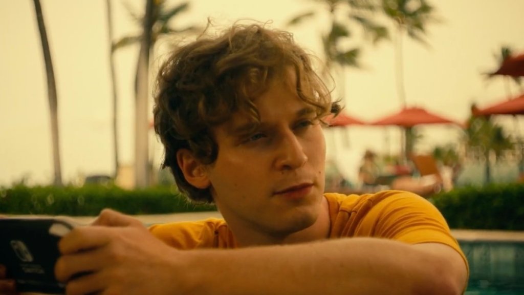 Jason Bateman’s Star-Studded Netflix Movie Casts The White Lotus Actor & 4 More