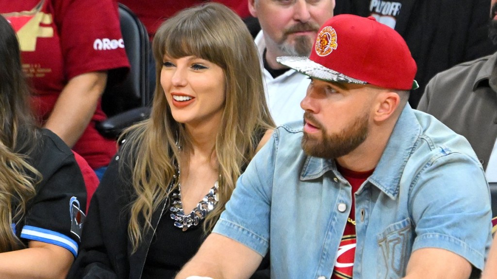 travis kelce taylor swift