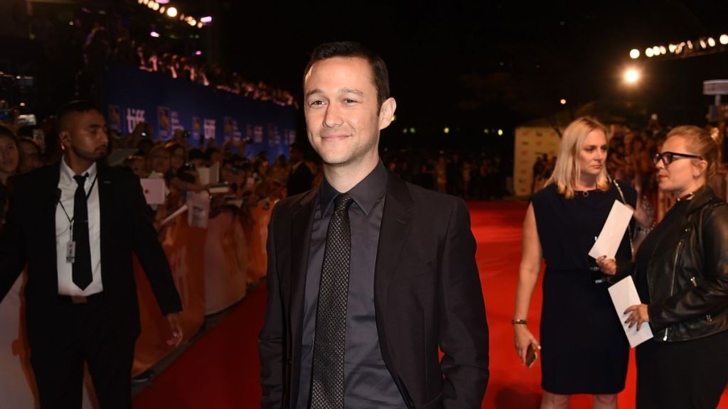 Joseph Gordon-Levitt & Norman Reedus Horror Movie Pendulum Sets Release Date