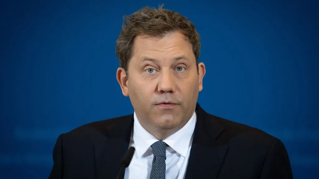 German Minister Blames Donald Trump's 'Irresponsible War' for Economic Slowdown