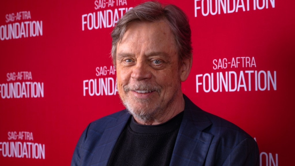 Mark Hamill Deletes Posts Depicting 'Dead' Donald Trump