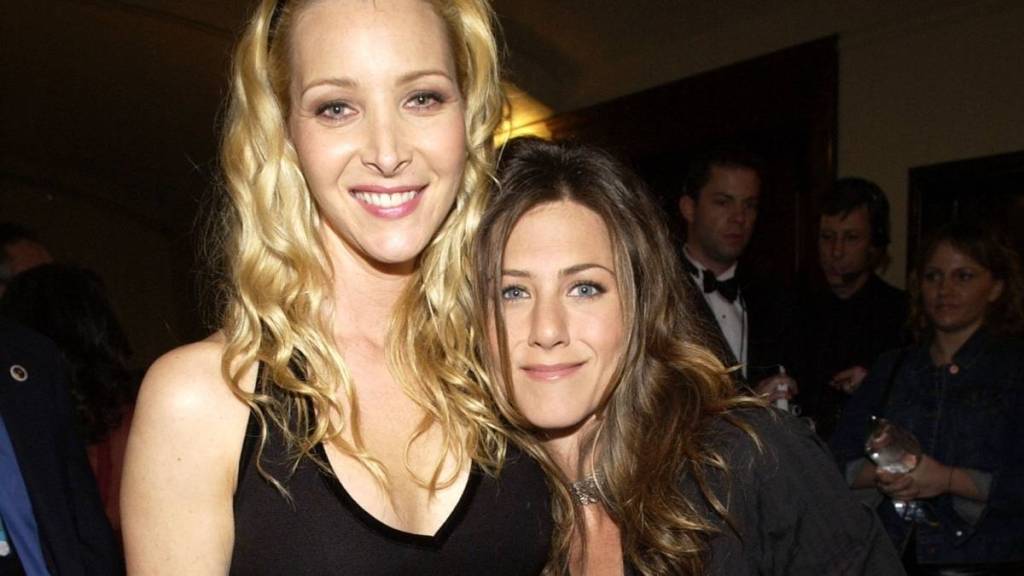 Jennifer Aniston To Bar Lisa Kudrow From Rumored Wedding — Insider