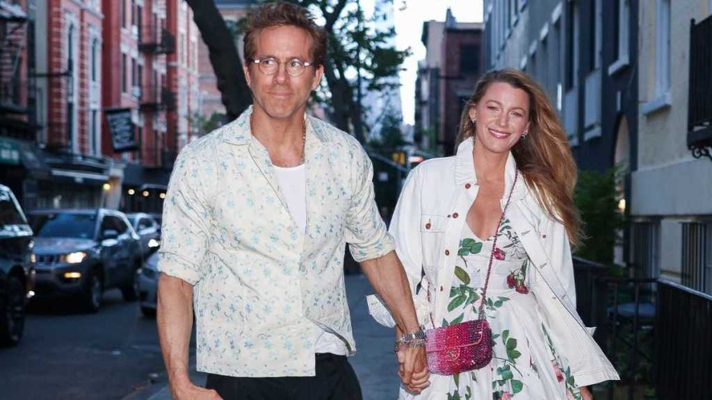 Ryan Reynolds Posts Smiling Selfie With Blake Lively After Justin Baldoni Settlement