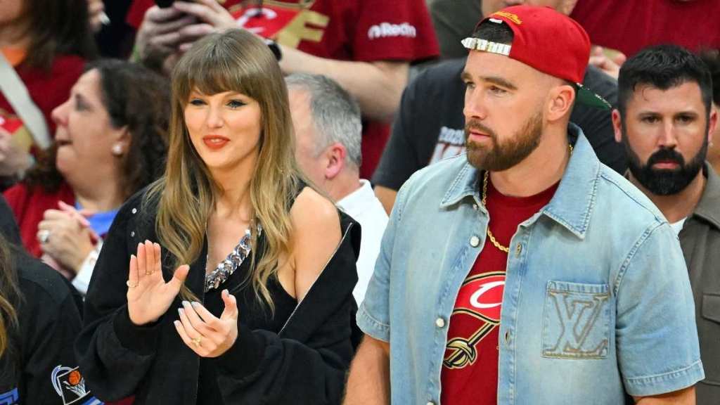 Taylor Swift, Travis Kelce