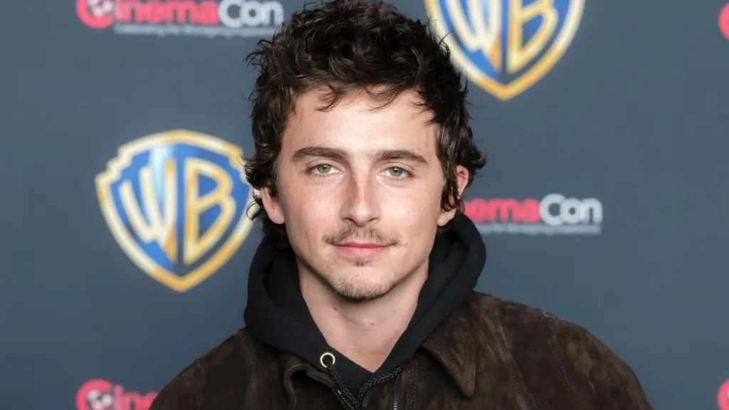 Timothée Chalamet Shows off Major Style Glow-up at Knicks Game