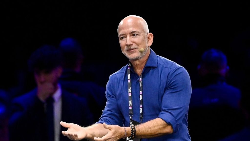 Jeff Bezos Pushes Back on Claims Tied to Melania Trump Documentary