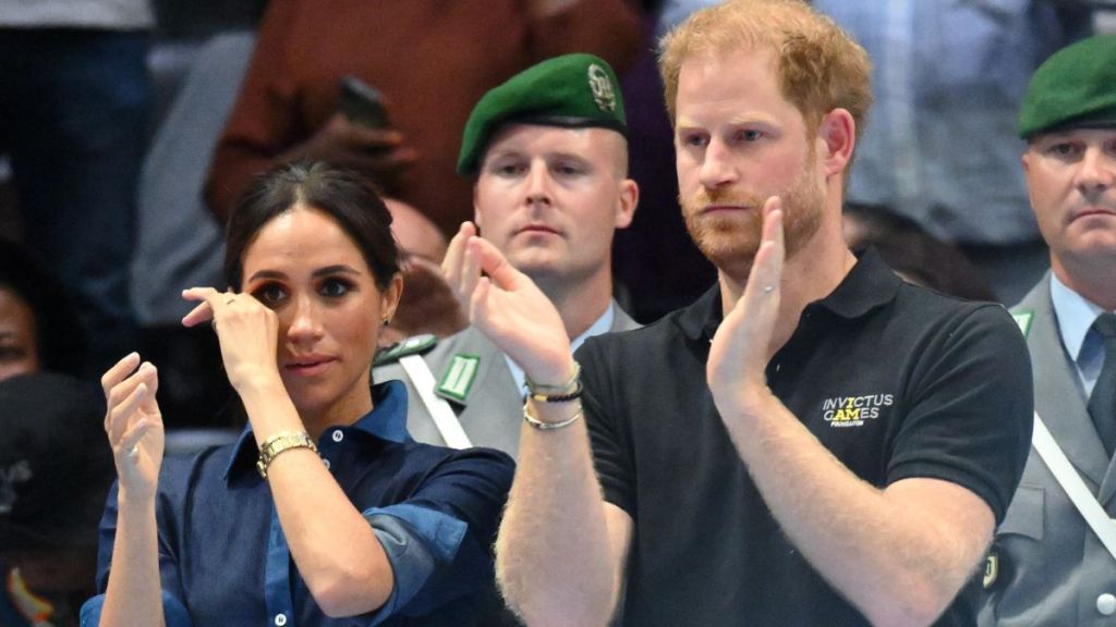 Meghan Markle & Prince Harry 'Stopped Speaking' After Major Row — Source