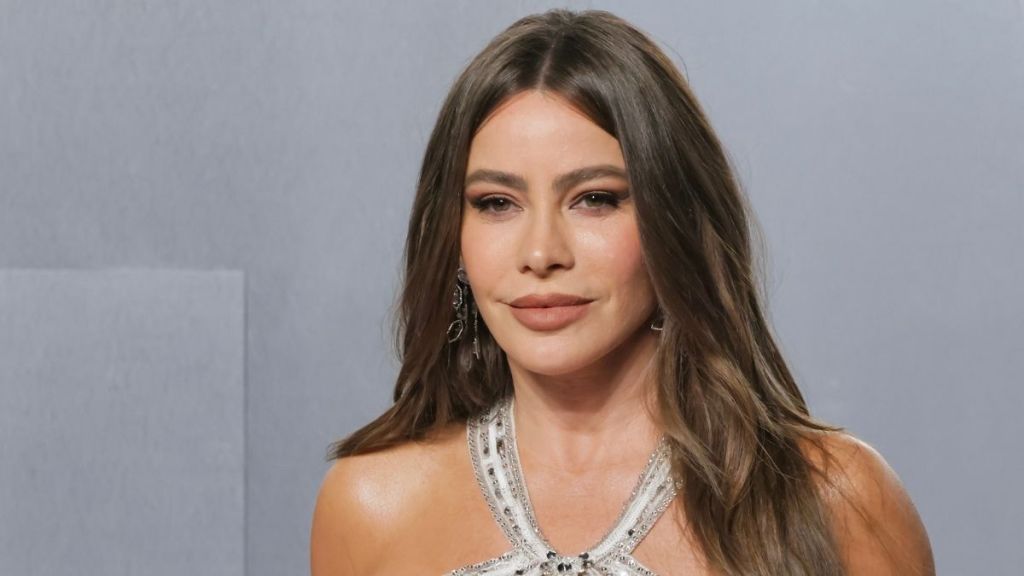 Sofia Vergara Turns up the Heat in Plunging Dress Held up by 2 Thin Straps