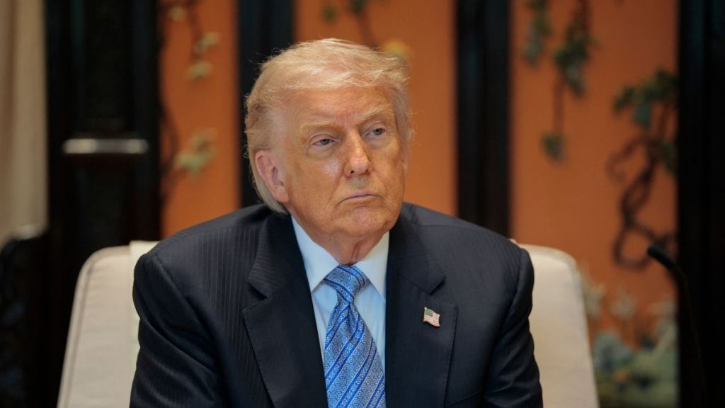 New Concerns Over Donald Trump’s Health Arise After Recent Viral Hand Photo