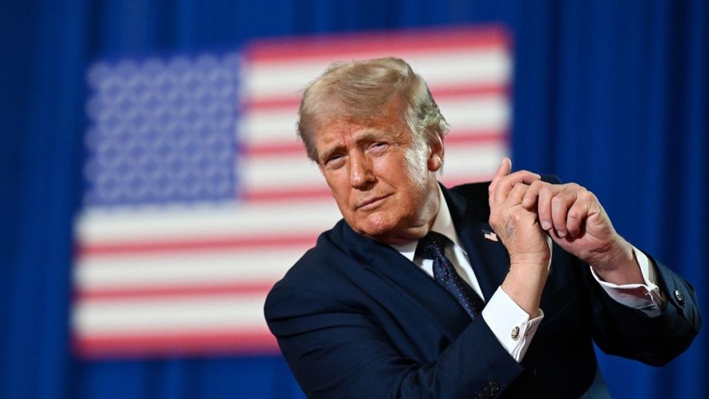 Donald Trump Eyes NBA Finals Attendance Amid Knicks Championship Bid