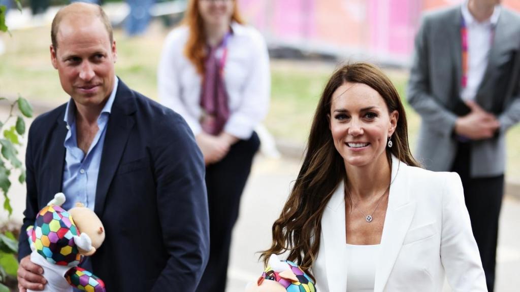 King Charles’ Former Butler Retracts AI Image of Kate Middleton and Prince William After Controversy