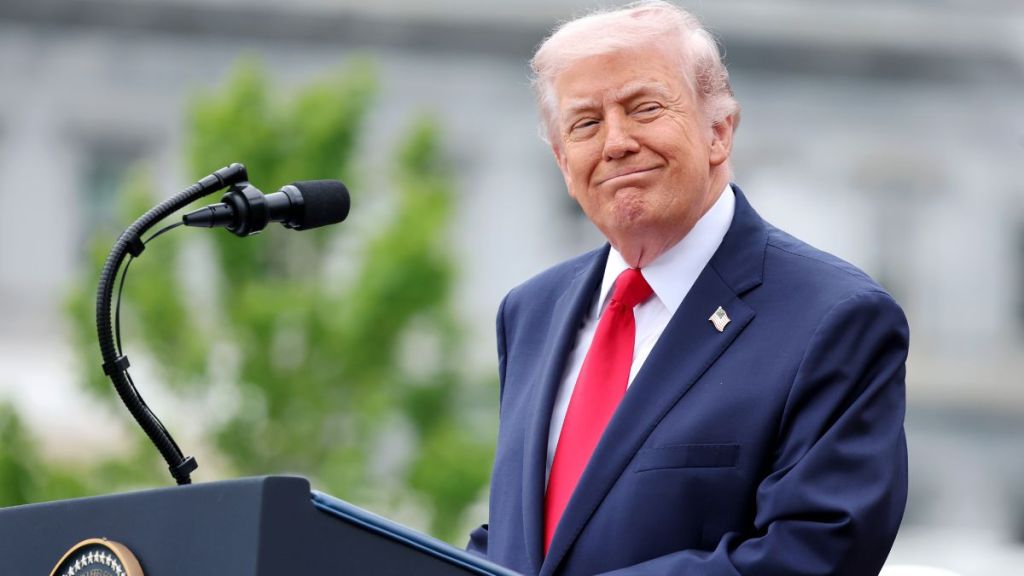 Donald Trump’s Old ‘I Love Hispanics’ Post Resurfaces on Cinco de Mayo