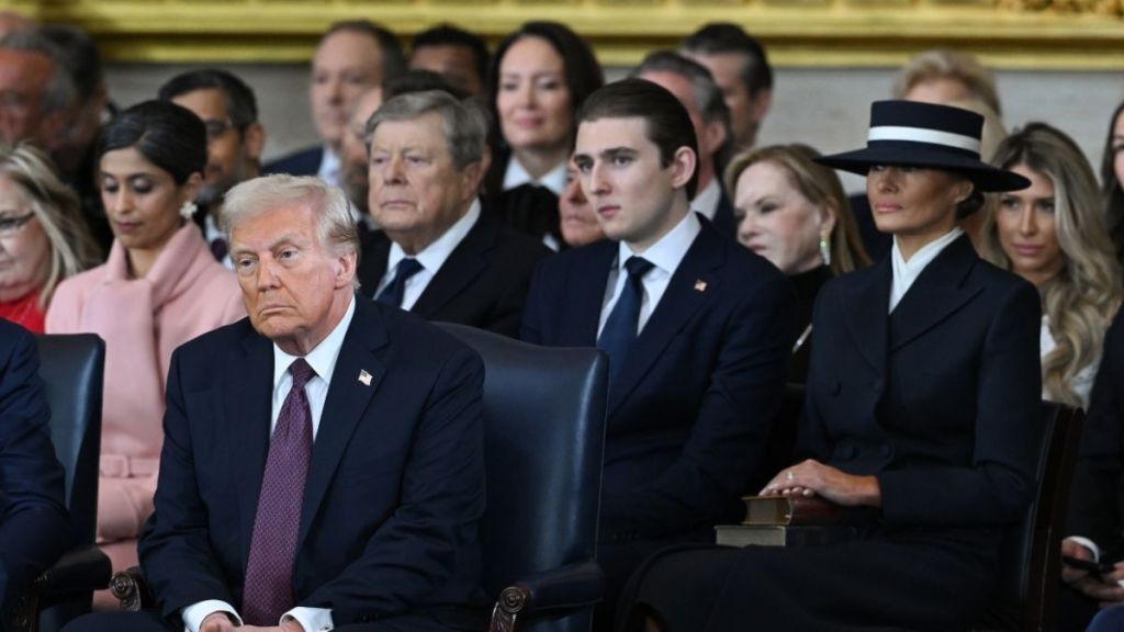Donald, Melania & Barron Trump’s Wedding No-Show Says Plenty — Expert