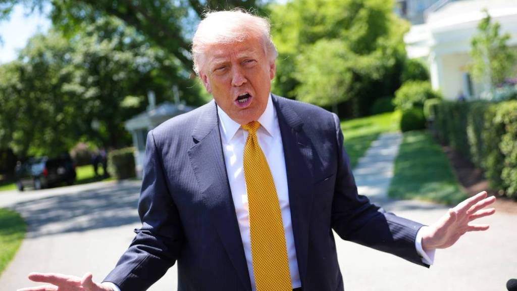 NFL’s New Streaming Costs Under Fire From Donald Trump