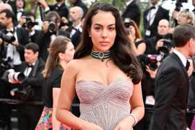 Cristiano Ronaldo’s Fiancée Turns up the Heat in a Tiny Lacy Dress