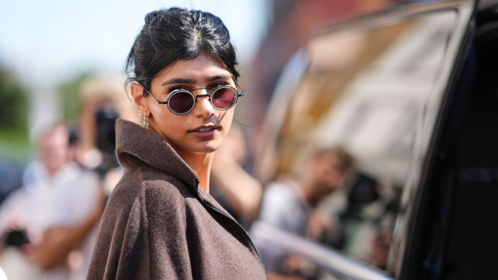 Mia Khalifa Nearly Pops Out of a Barely-Buttoned Shirt in Steamy Selfie