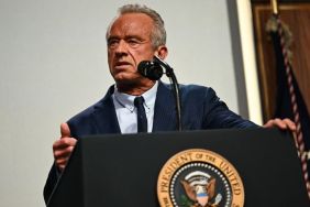 RFK Jr. Fearlessly Handles Snakes as His Wife Freaks Out in Viral Video