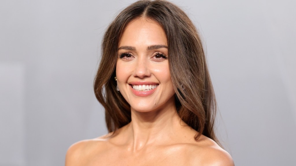 jessica alba minidress