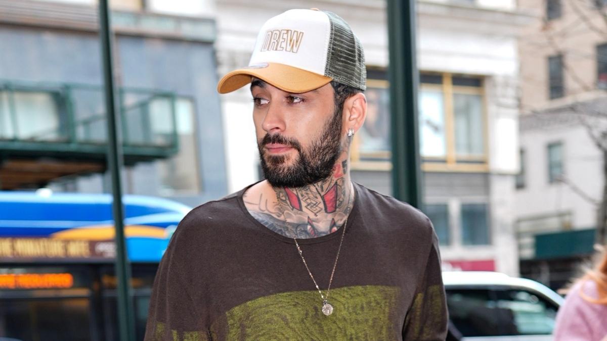 Zayn Malik Scraps US Tour Dates & Gives Health Update