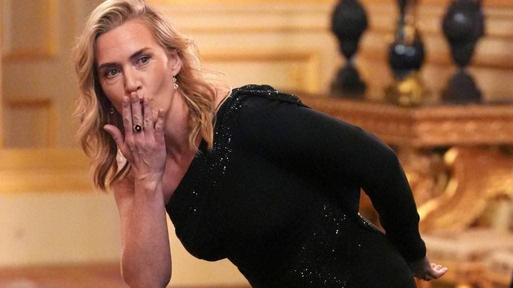 Kate Winslet's Famous 1st On-Screen Kiss Jokes He 'Set the Bar Pretty High'