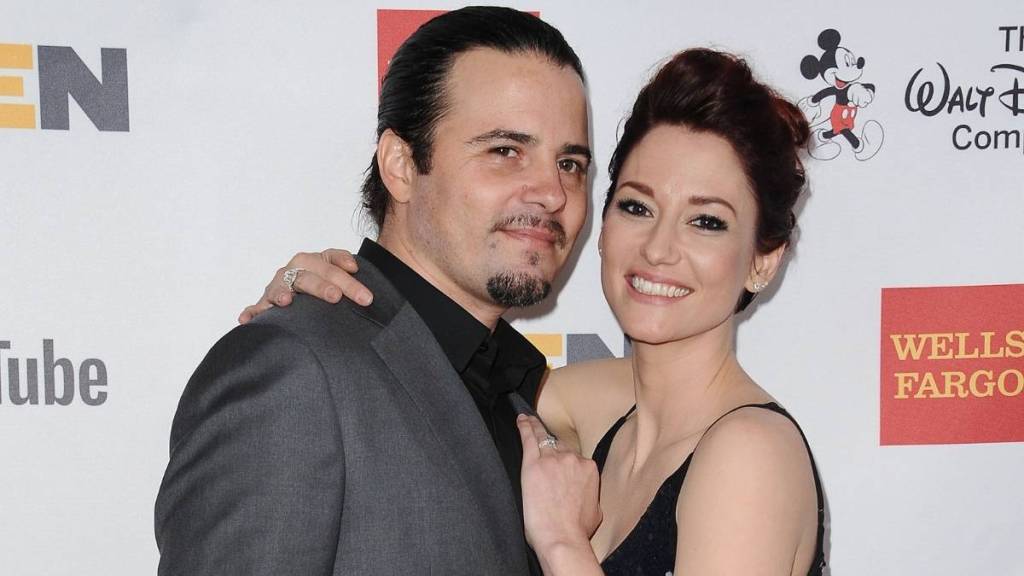 Grey's Anatomy’s Chyler Leigh Reveals Why She & Husband Split After 20 Years