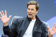 Tom Brady Goes After Kevin Hart’s Wife at Netflix Roast