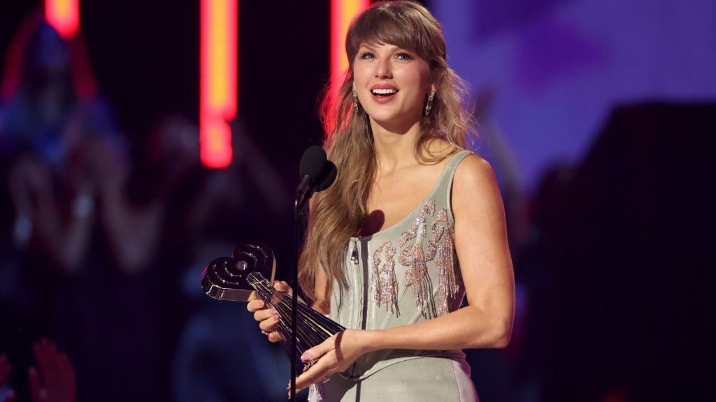 Taylor Swift’s Rare Instagram Update Is Dedicated to This A-Lister