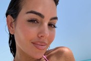 Cristiano Ronaldo’s Fiancée Goes Braless in a Wet-Look Outfit That Commands Attention