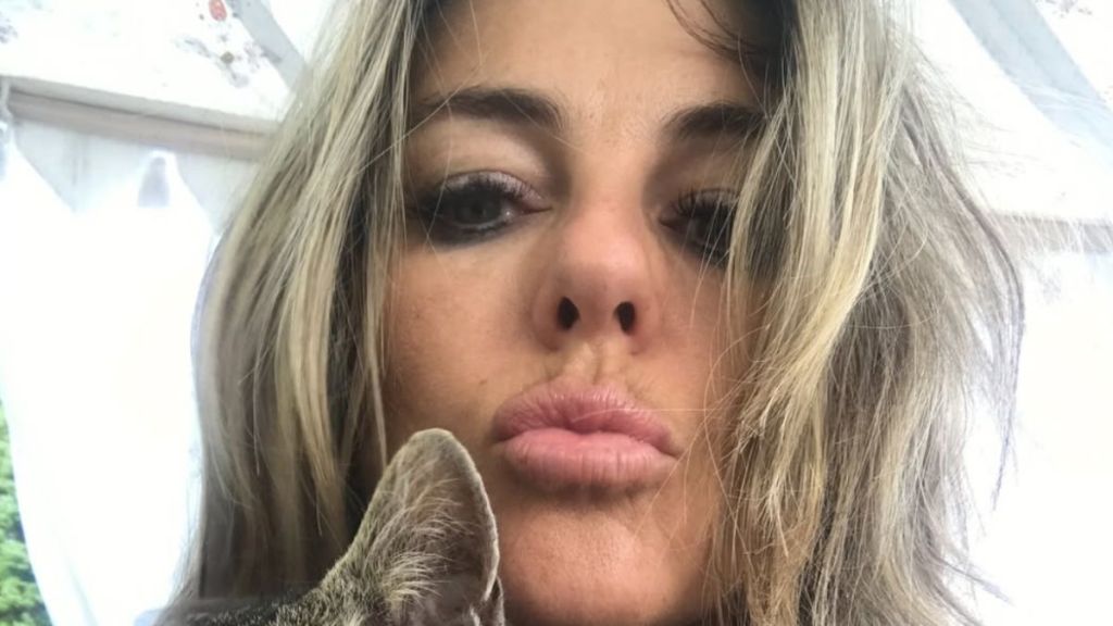 Elizabeth Hurley’s New Braless Photos Have Fans Talking About Her Summer Look