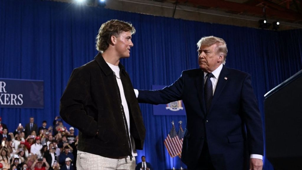 Donald Trump Steps in To Defend Jaxson Dart Amid Rally Backlash