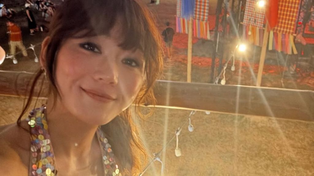 Karen Fukuhara’s Leg-Baring Mini Has a Bold Detail You Won’t Notice at First