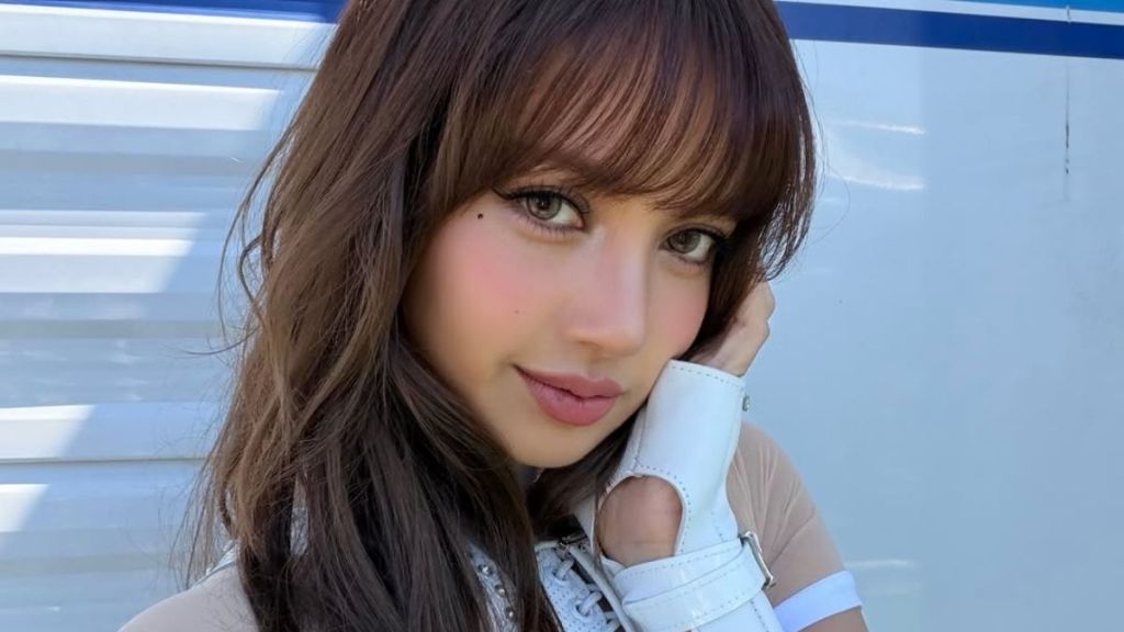Blackpink Lisa’s ‘Heartbroken’ Comment Renews Billionaire Boyfriend Breakup Rumors