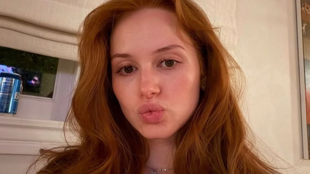 Madelaine Petsch’s Midriff-Baring Bra-Top Turns up the Heat in New Selfie