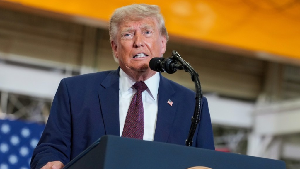 Donald Trump Announces New Renovation Plans Despite Judge Warning